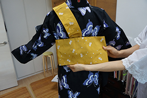 How to wear a Yukata / How to make Obi