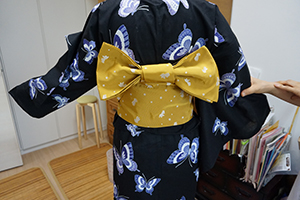 How to wear a Yukata / How to make Obi