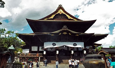 Zenkoji Temple